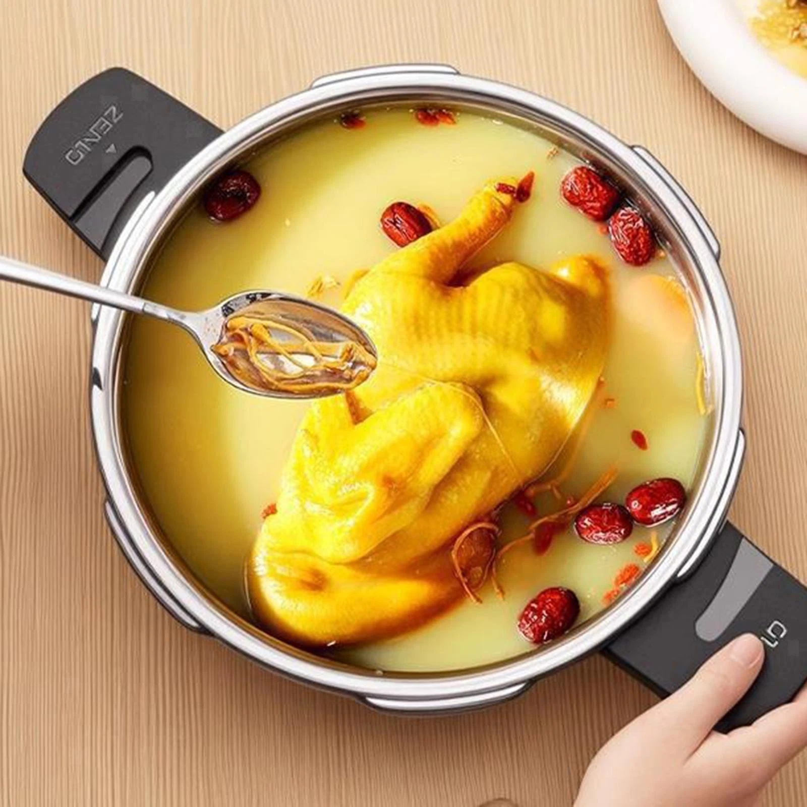 Stainless Steel Mini Pressure Cooker Kitchen Soup Stewpot for Buffet Kitchen