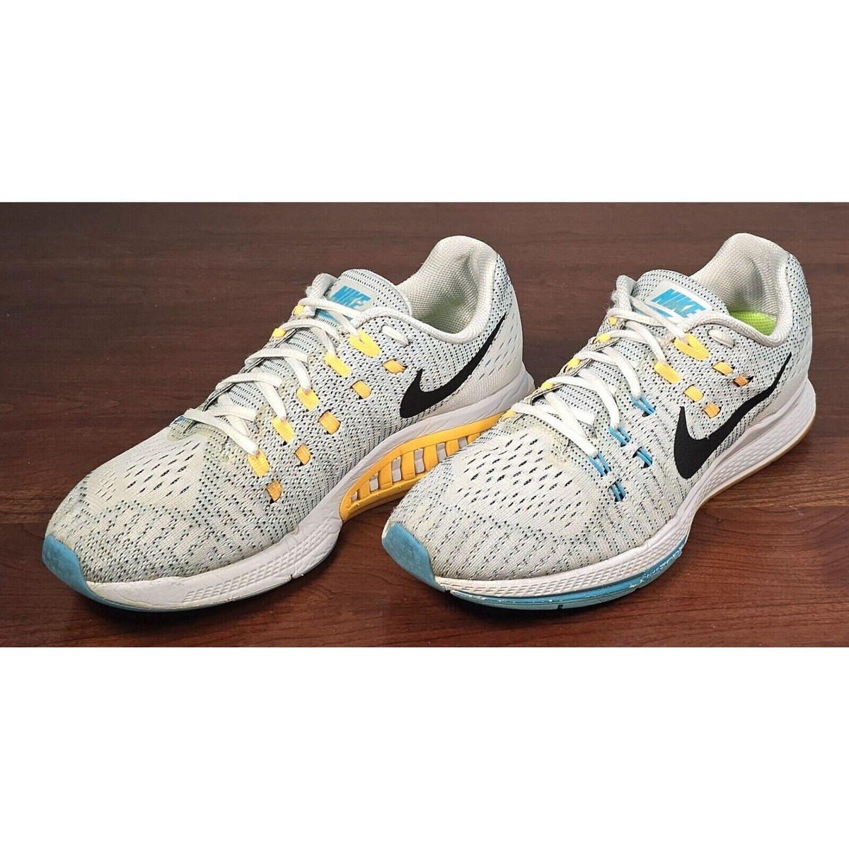 Nike Air Zoom Structure 19 Women's Size 10.5 Running Shoes