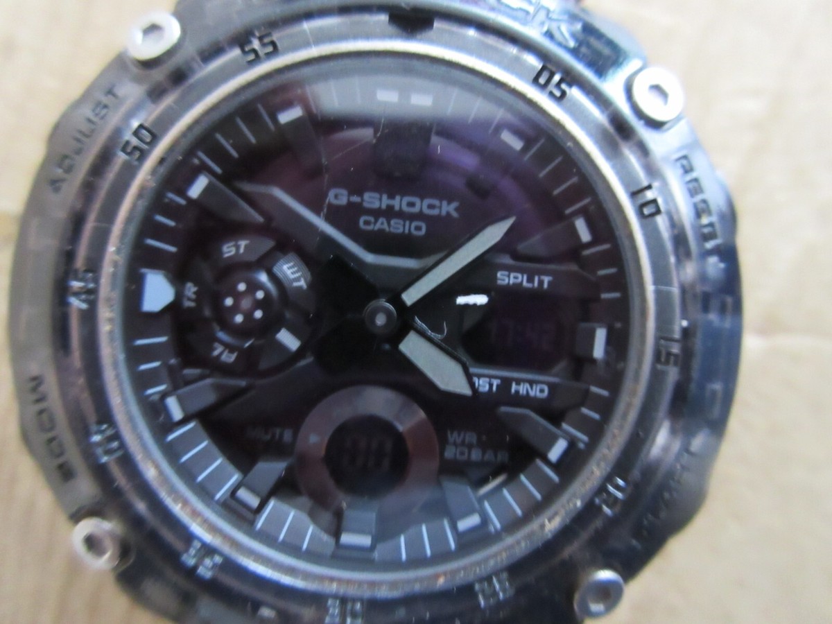 CASIO G-SHOCK GA-2000 (5590) Quartz Analogue & Digital Display