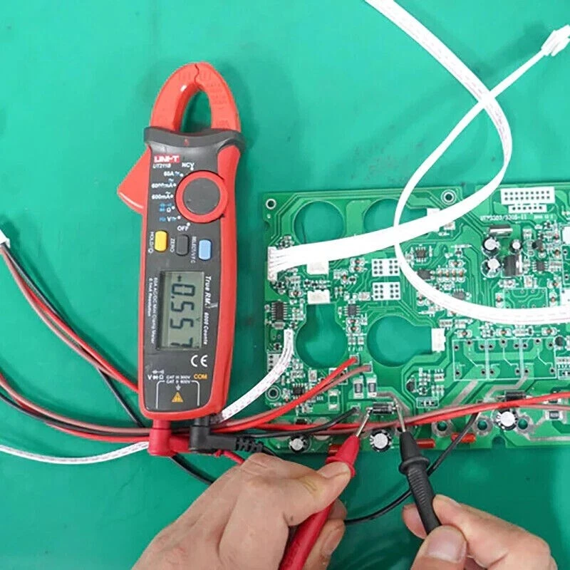 UNI-T UT211B TRMS Digital Multimeter Tester Clamp Meter AC/DC 60A 600V  VFC NCV - Image 3 of 4