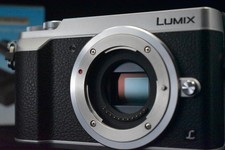  US Duty Paid Panasonic LUMIX DMC-GX7MK2 GX85 GX80 16.0MP Silver 9412