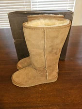 AUSLAND Classic Sheepskin Tall Snow Boots - Chestnut Womans US 4.5 New in box