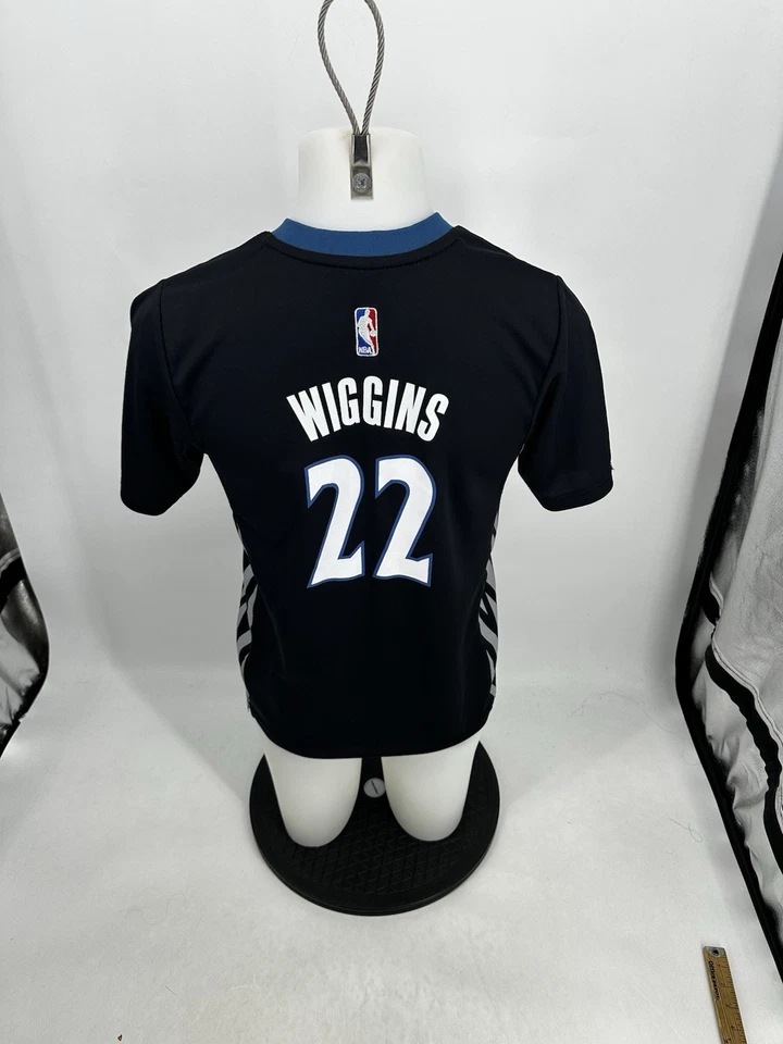 Camiseta Minnesota Timberwolves Niños Jóvenes Grande Adidas #22 Wiggins NBA U12 Foto 3 de 4