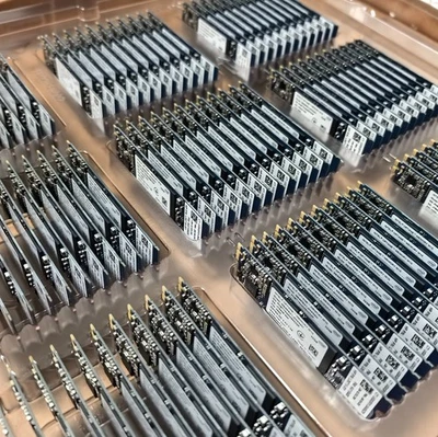Intel Optane Memory M10 SSD M.2 2280 32GB MEMPEK1J032GAH PCIe 3.0 3D Xpoint NVMe - image 1 of 4
