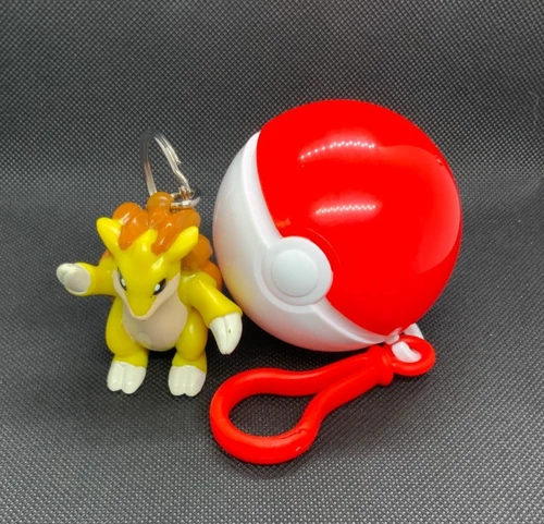 1999 Pokémon Sandslash Keychain W/ Pokeball *Burger King promo*