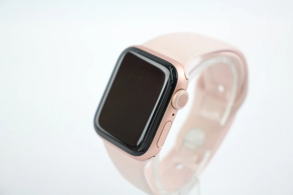 Apple Watch Series 5 A2092 40mm  Aluminium Case WiFi+GPS Gold Grade A - Image 3 of 4