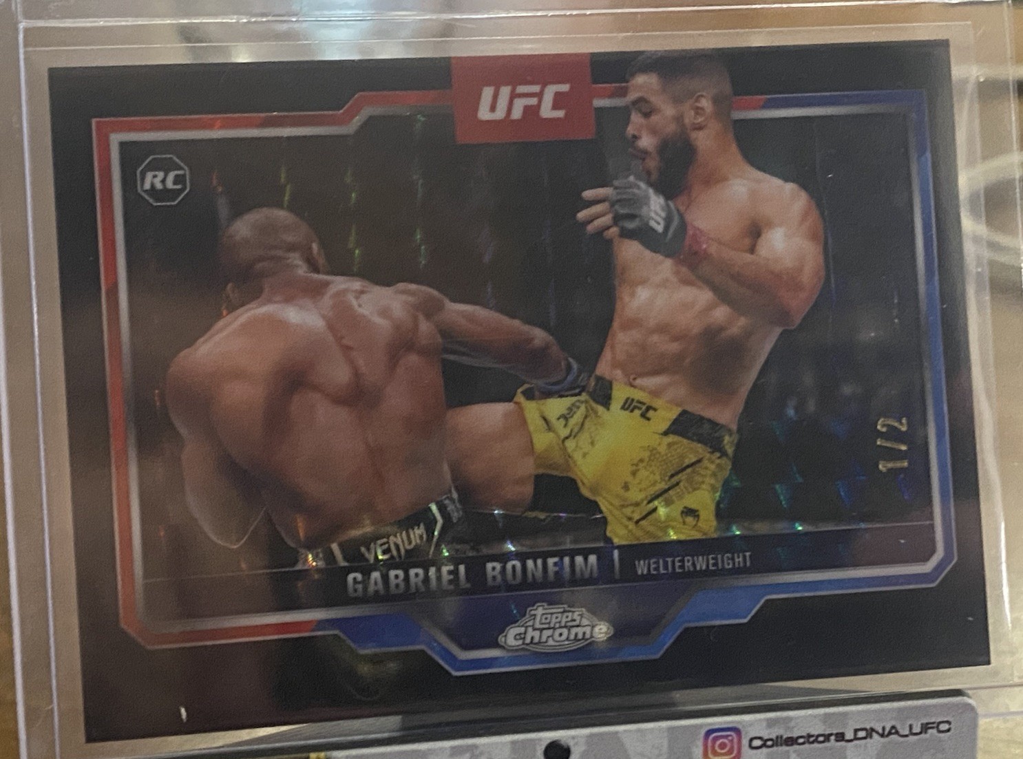 2025 Topps Chrome UFC Gabriel Bonfim #26 Geometric Black Refractor 1/2 RC