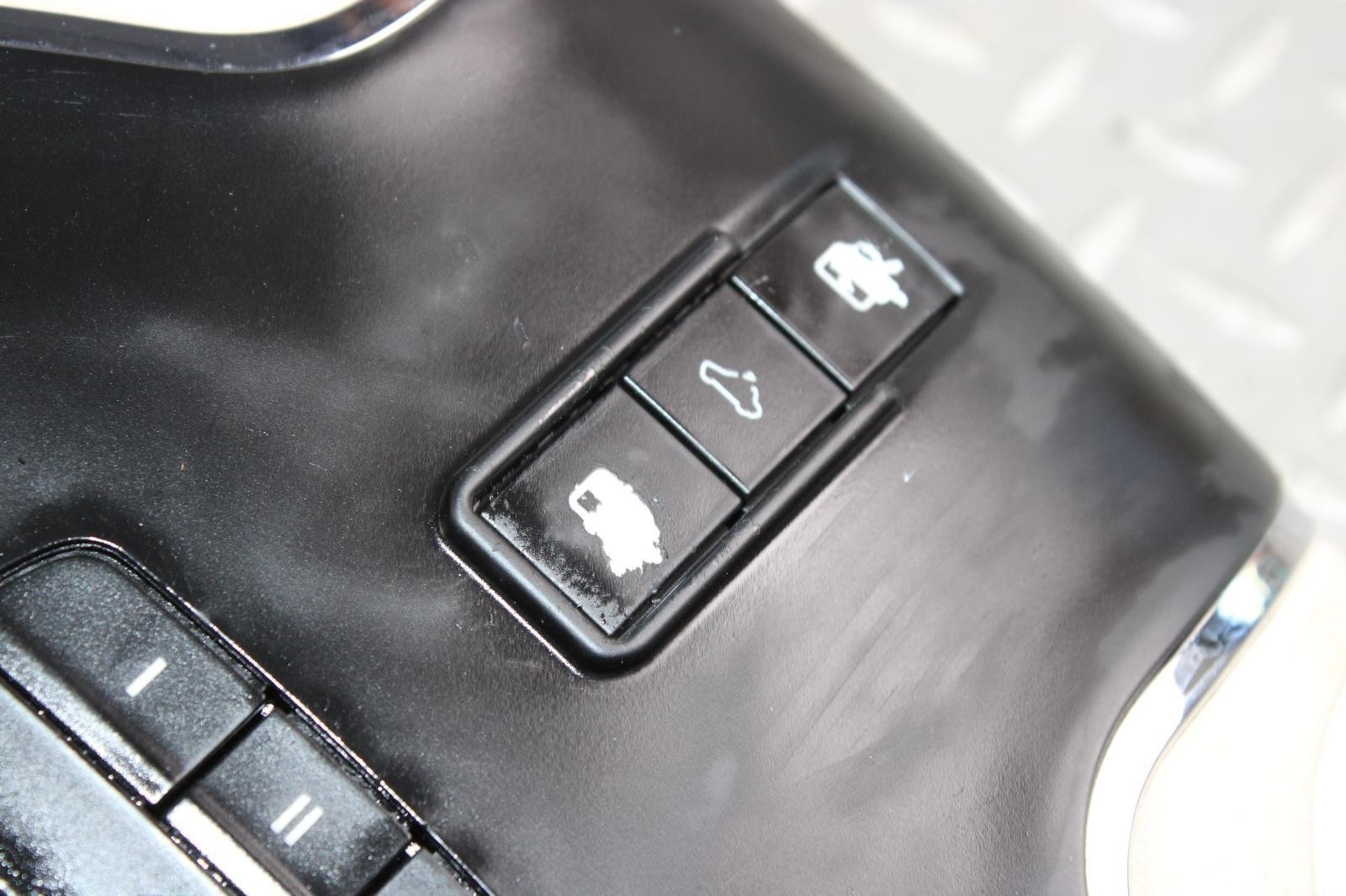 ⚠️NOTE⚠️ 14-17 Ghibli Suede Roof Front Console Sun Roof Garage Opener Controls