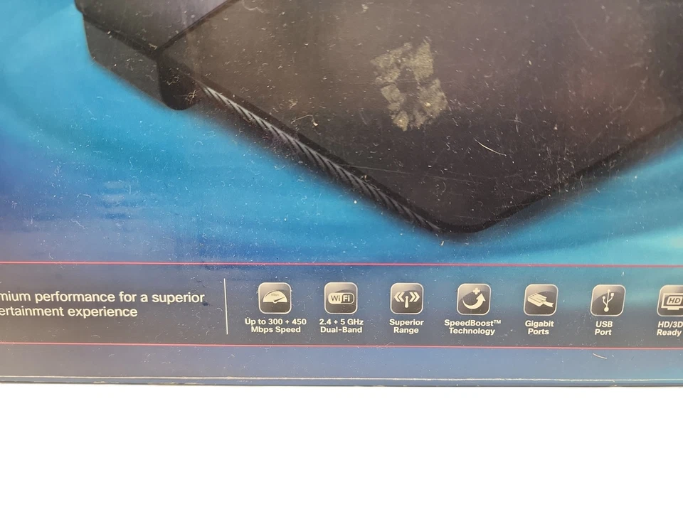 Cisco Linksys EA3500 Dual Band N750 Router With Gigabit And USB App Enabled - Image 3 of 4