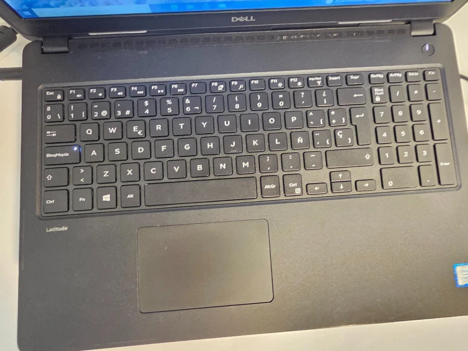 Dell Latitude 3580 · i5-7300U · 4GB · 128GB, foto 4 di 5