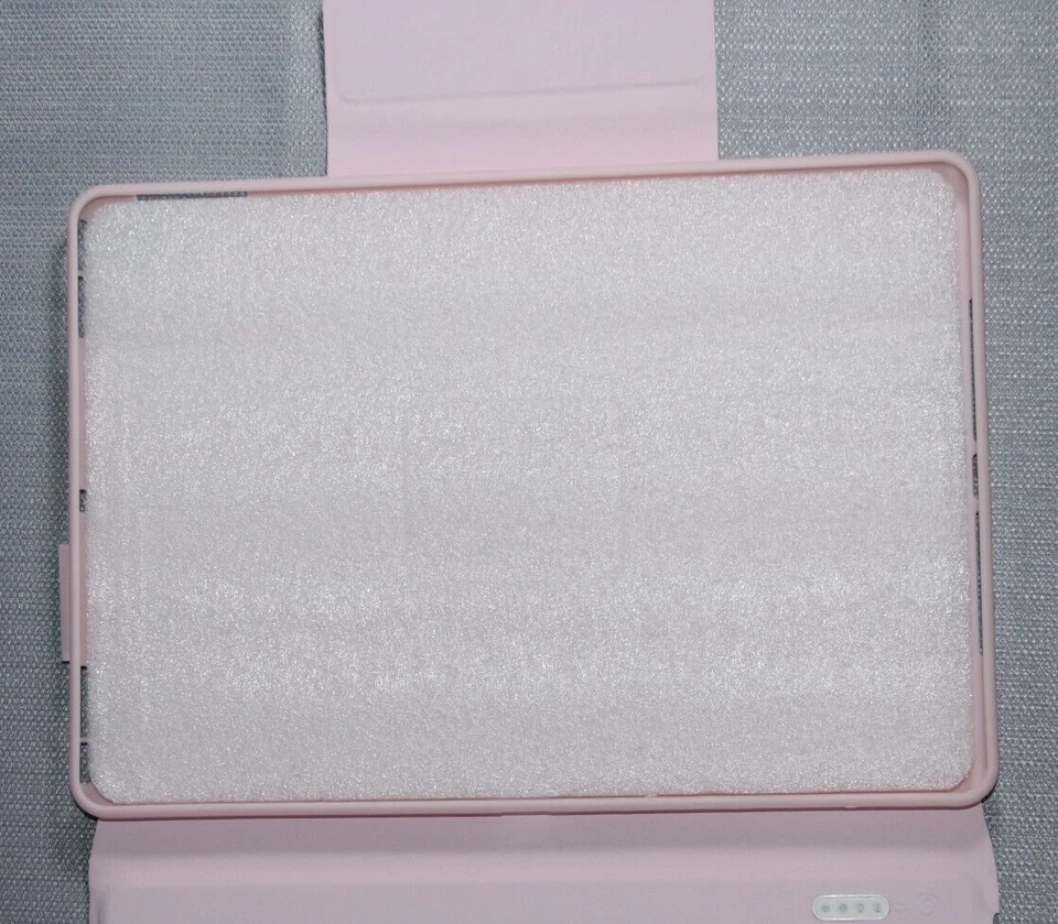 Smart Keyboard Wireless Touchpad Case For iPad 10.2/10.5 Pink - Image 4 of 4