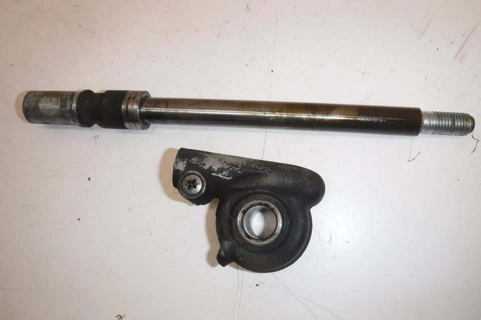 Honda Goldwing 1100 1981 OEM eje delantero llanta pivote perno Foto 3 de 3