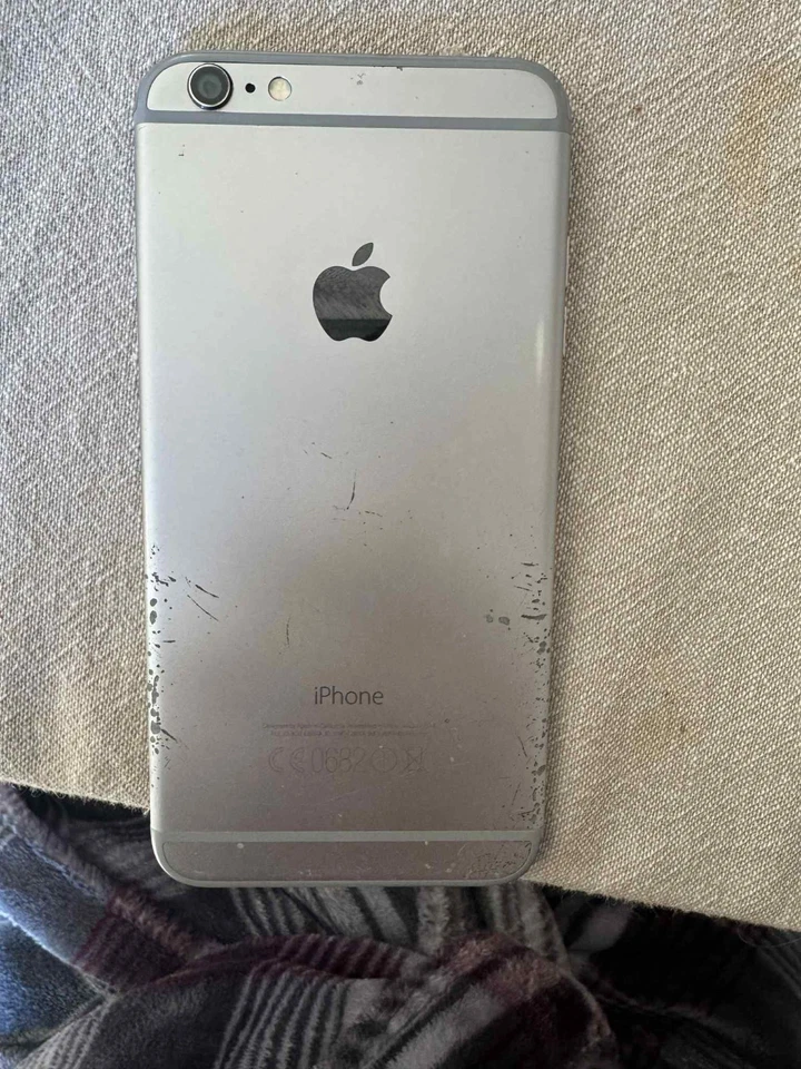 Apple iPhone 6 Plus 64gb - Photo 2/4