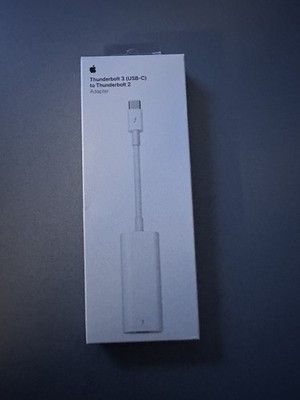 Apple Thunderbolt 3 to Thunderbolt 2 Adapter A1790  - White MMEL2AM/A