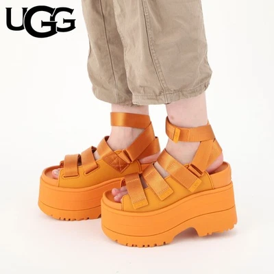 Sandales UGG W GOLDENRISE DARK ABRICOT 1167431-DCT pour femmes - Photo 1/4