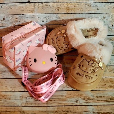 Cute Hello Kitty Suede Women's House Slippers Size 6 Gift Set Bundle w/ Purse
