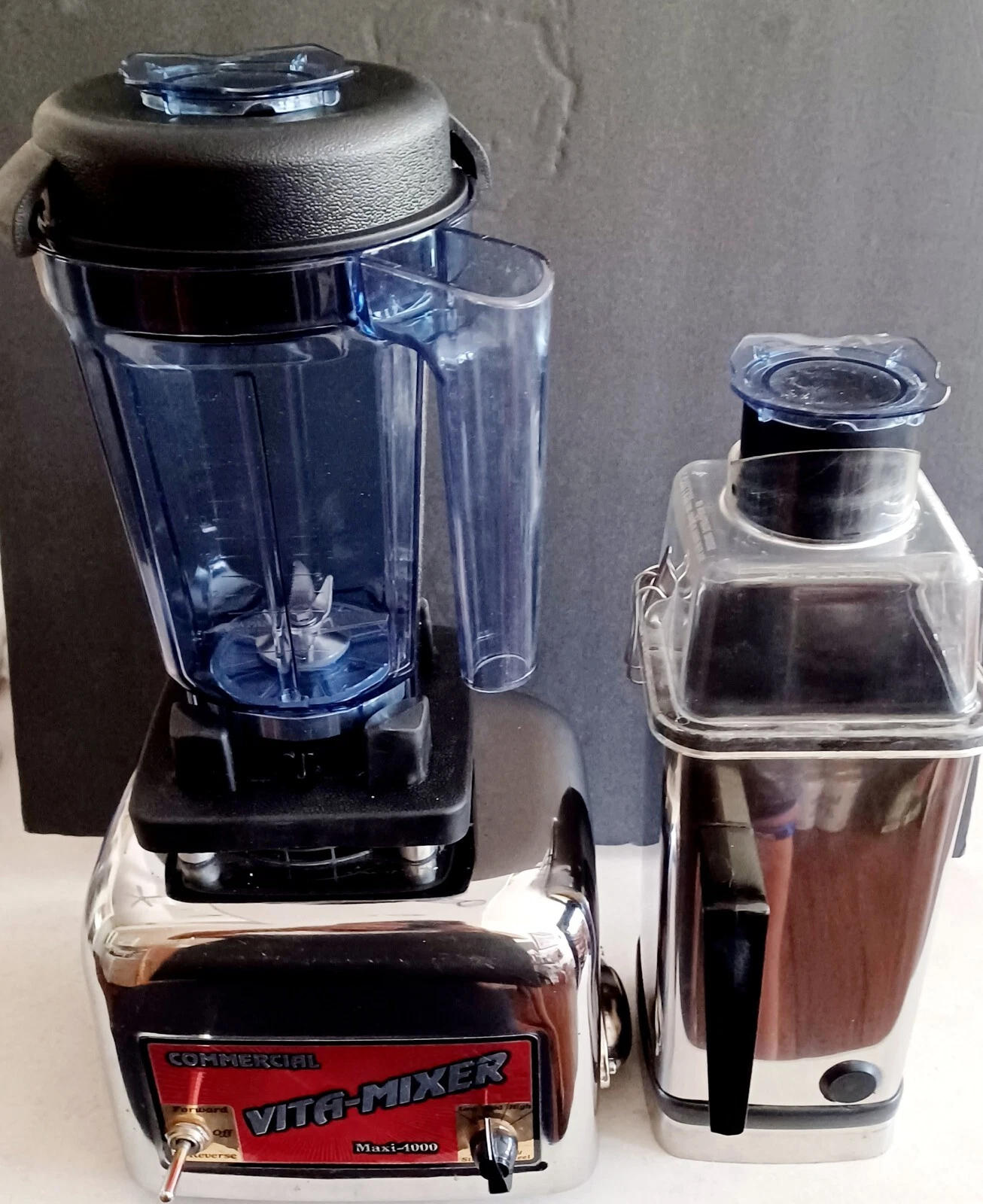 Vitamix 4000 Fully Modernized W/ OEM SS Container W/Modern Blade &32oz Container