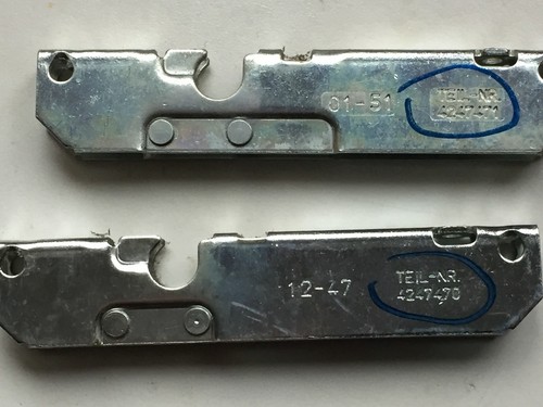 Scharniere.Türscharniere  für  Backofen MIELE.T.Nr-4247 470/471.TOP.