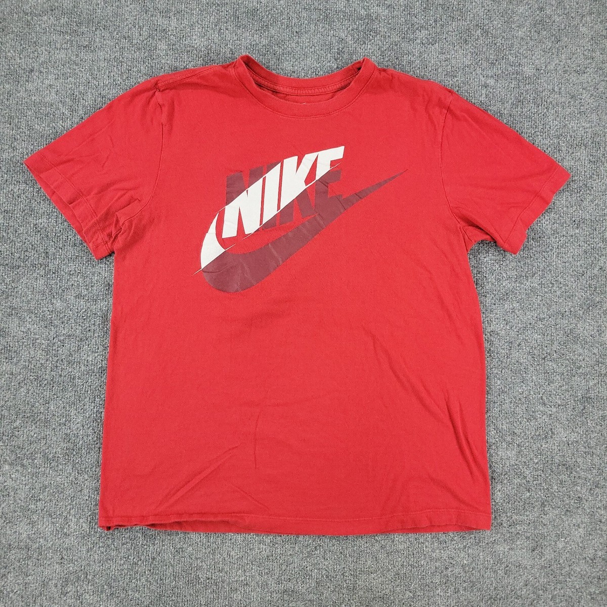 Nike Shirt Men Medium Red Logo Graphic Tee Crew Neck Short Sleeve