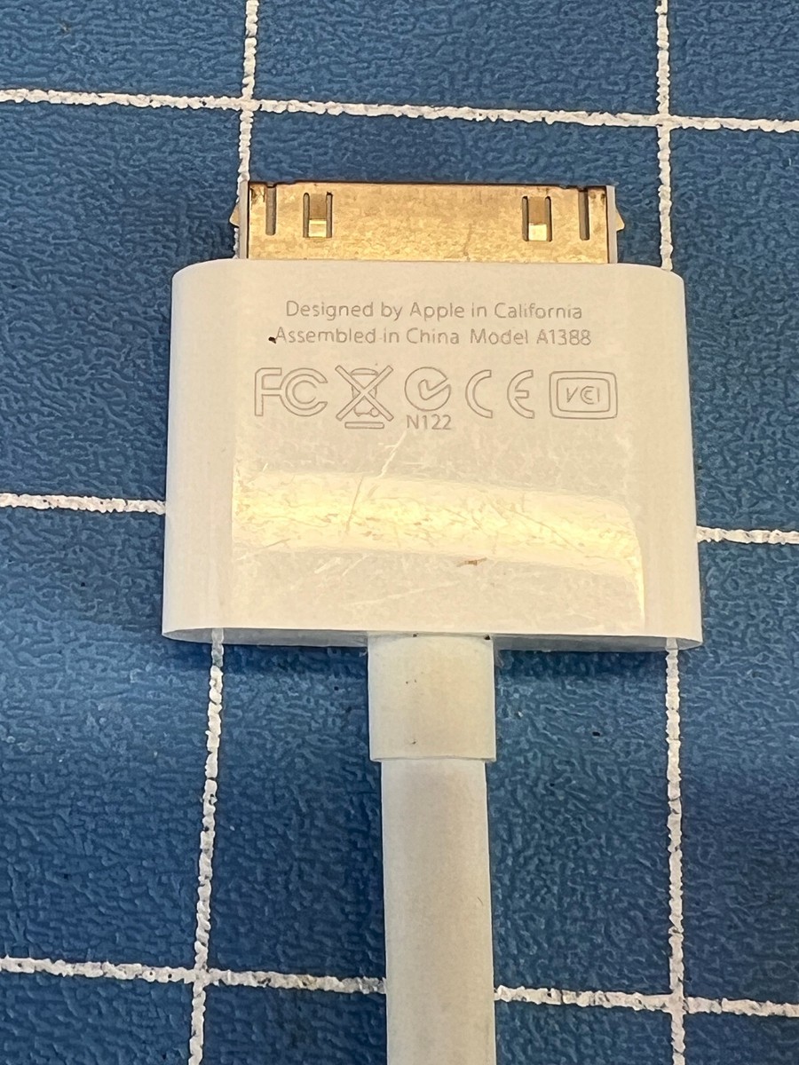 Apple -  専用 GENUINE OEM APPLE 30-PIN TO HDMI AV CABLE ADAPTER - MODEL