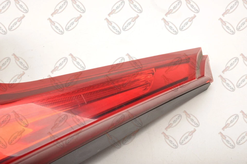 VOLVO V40 II 2.0 D4 190CV Luz Trasera Izquierda 31395844 - Imagen 2 de 4