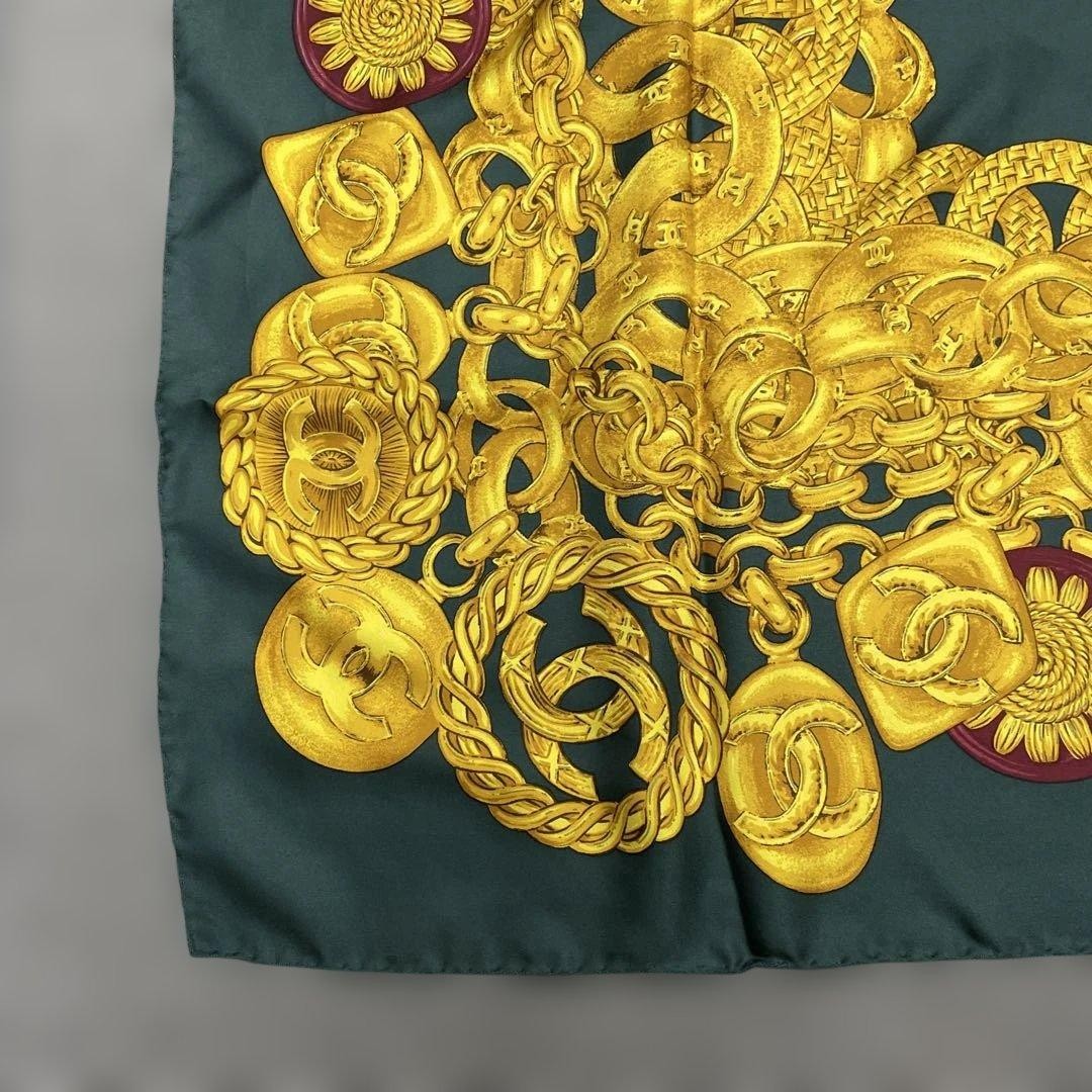 CHANEL Chain pattern 100% Silk Scarf Deep green X Gold about 37.79
