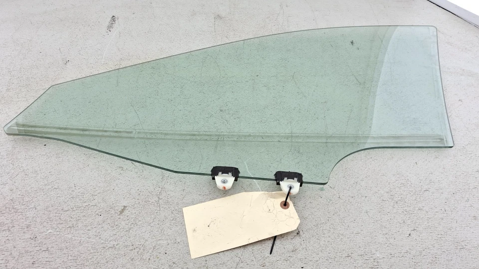 2014-2021 Mazda 6 Front Right Door Window Glass OEM - Image 4 of 4