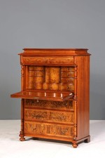 Traumhafter Louis Philippe Sekretär um 1870 Vertiko Nussbaum Highboard Kommode