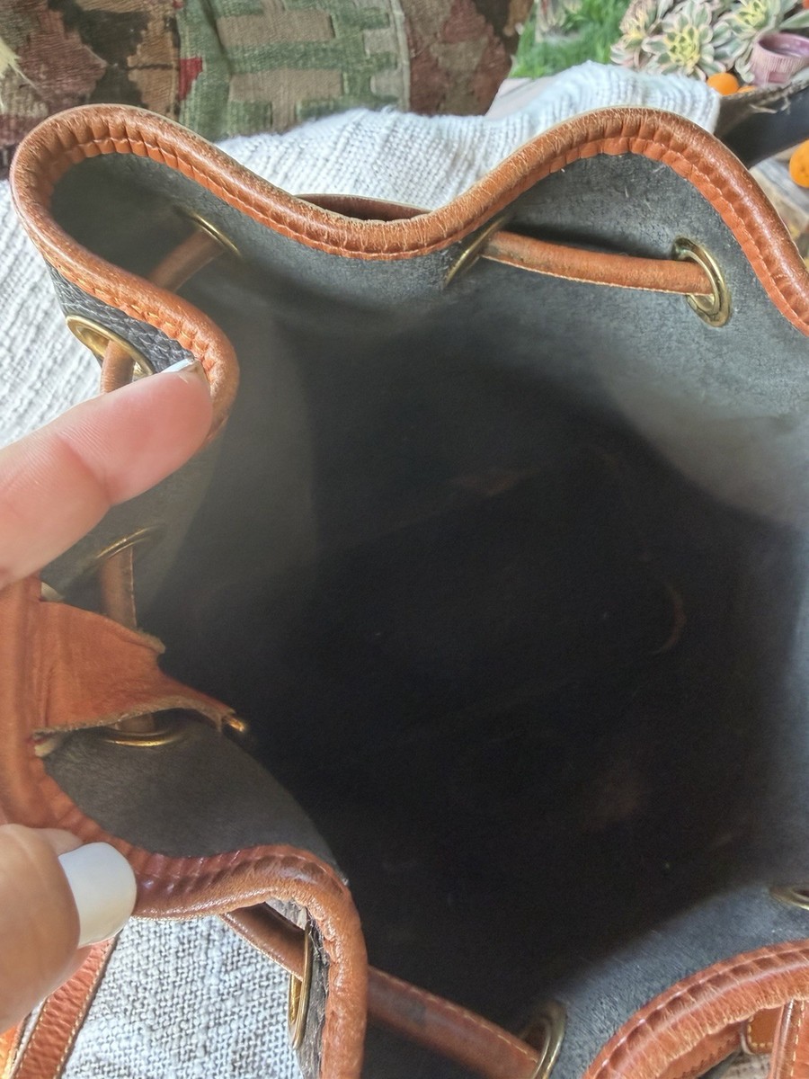 Dooney & Bourke Vintage 90s Drawstring Bucket Bag Navy and Tan