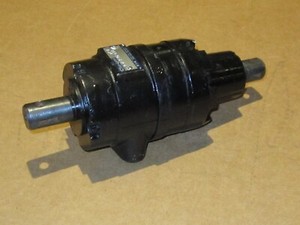 IH OLIVER DEERE ALLIS CASE FARMALL Char Lynn power torque generator 207-1015-001