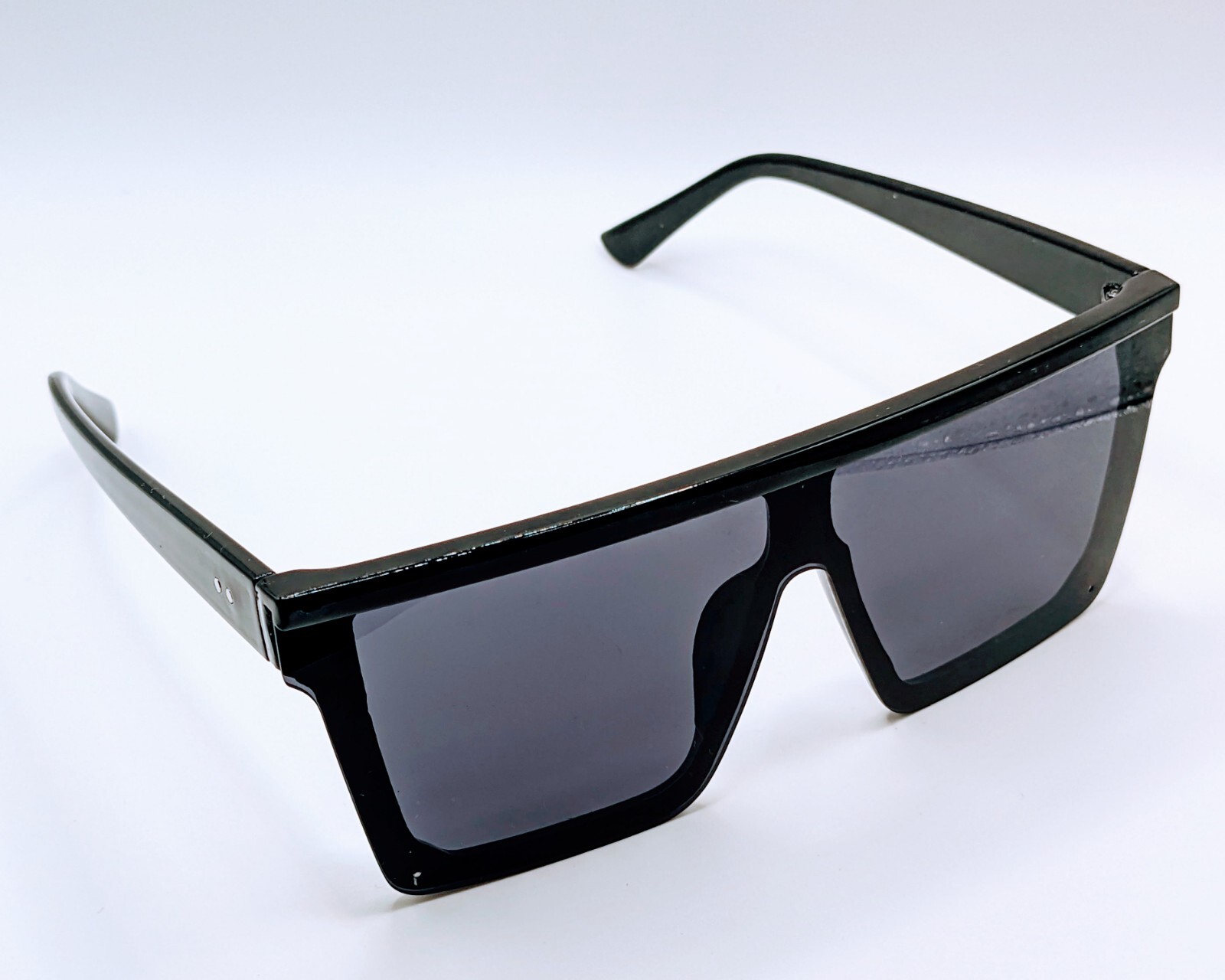 Luxury Black Square Sunglasses for Men and Women - Oversized Trendy Shades  