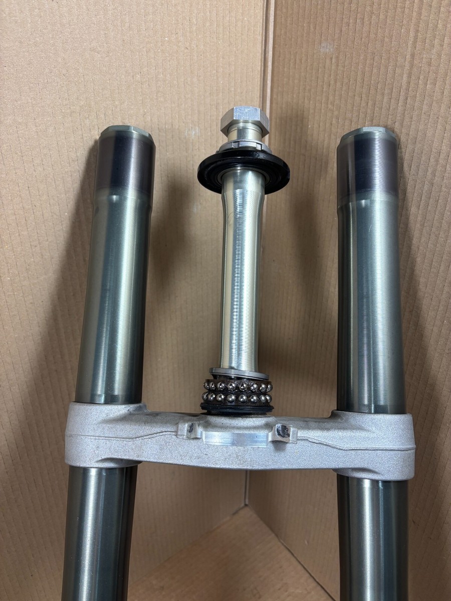 09-12 KAWASAKI ZX6R ZX600R NINJA OEM FRONT FORKS TRIPLE TREE AXLE