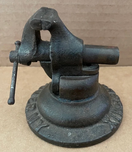 Vintage PHOENIX Homer NY Cast Iron Miniature Vise w/ Stand SALESMAN SAMPLE
