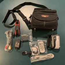 JVC Everio GZ-MG155U 30 GB Hard Drive Camcorder, Batteries, Cables  Bag