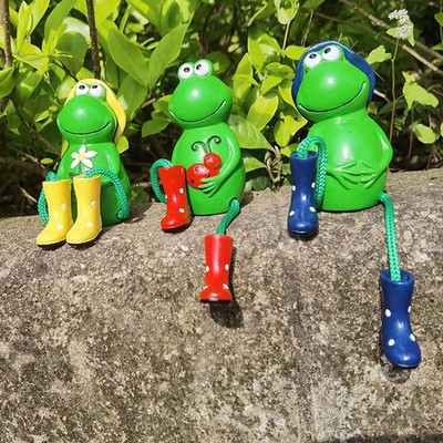 Cute Frog Garden Decor, Sitting Frog Garden Statue Outdoor, 6.2Inch Frogs Statue