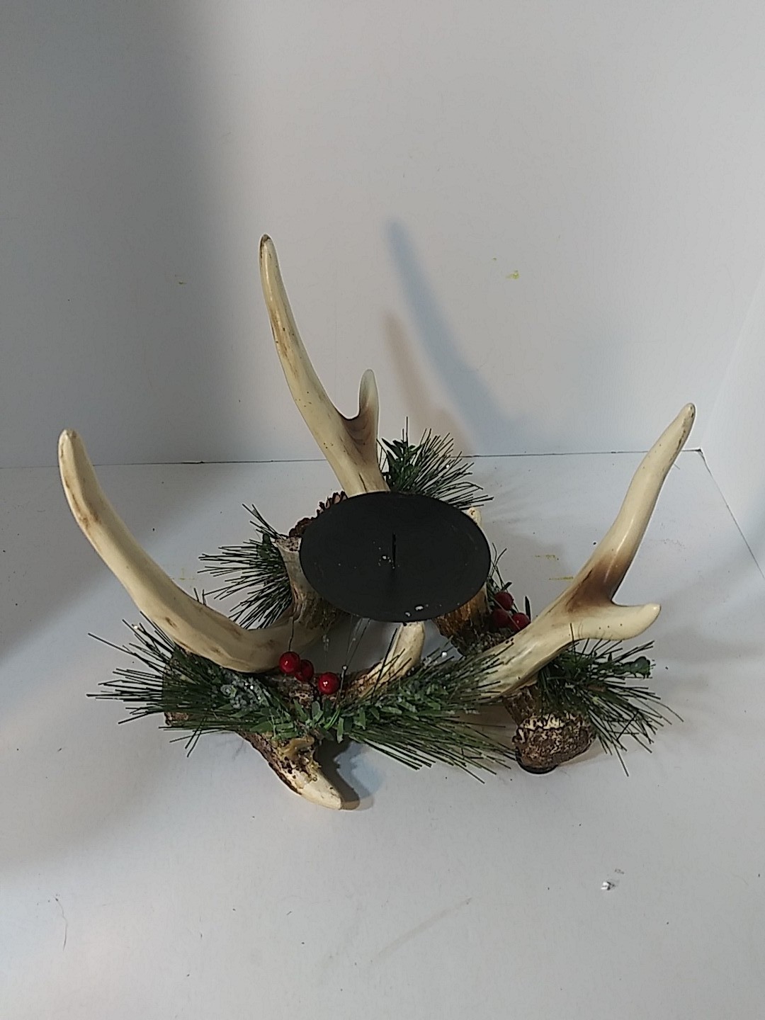 Rustic Resin Deer Antler  Christmas Country Cabin D&eacute;cor 3.5