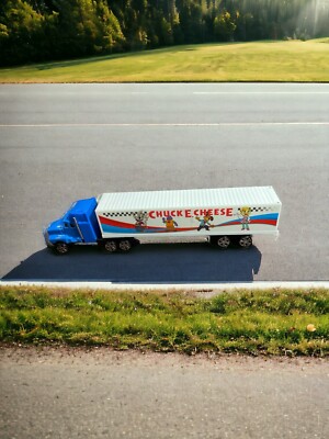 Chuck E. Cheese Big Rig 18 Wheeler Truck Blue/White 8 Inch Plastic Toy