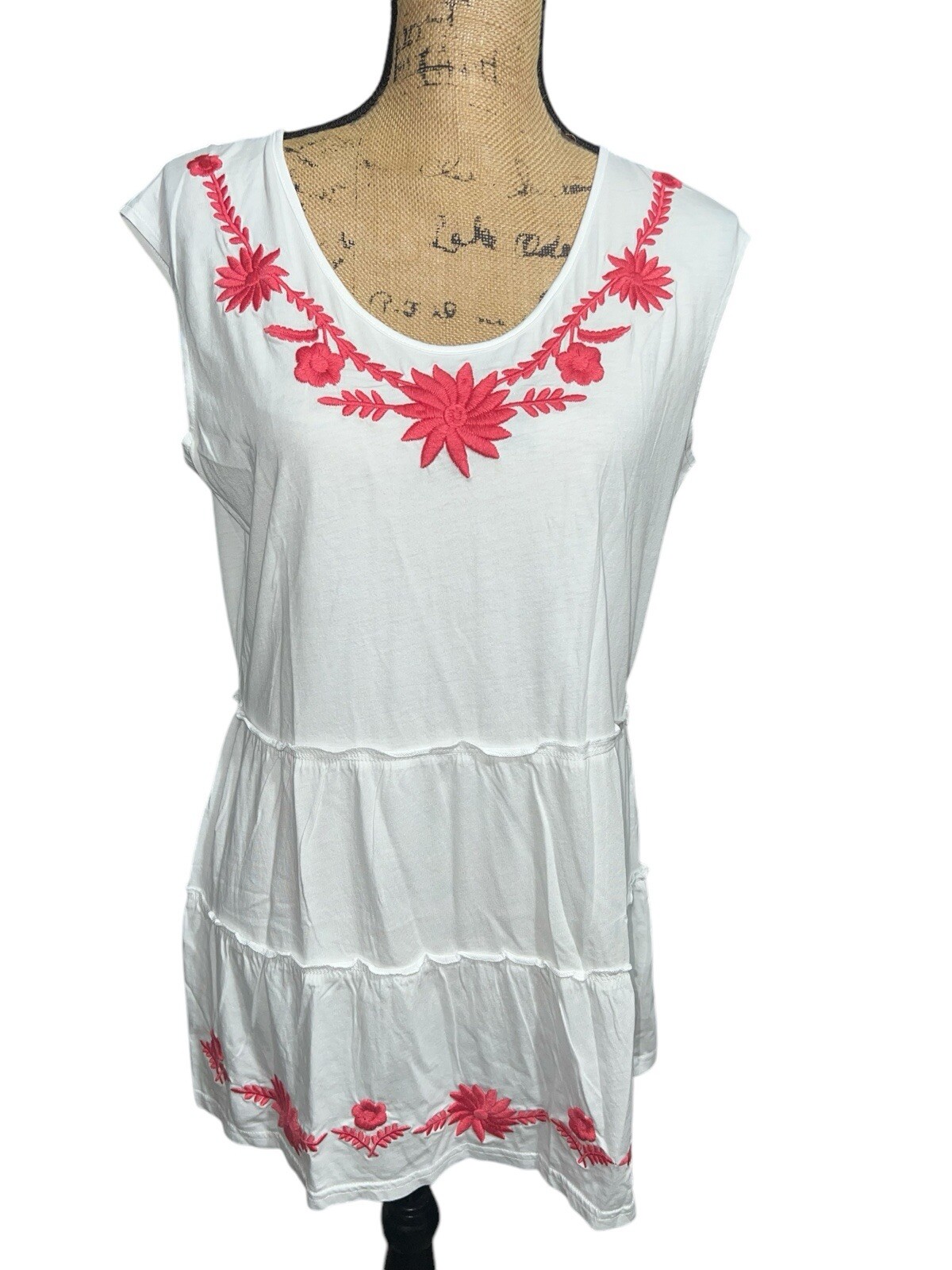 Garnet Hill White Sleeveless Tunic With Pink Embroidered Details  Medium