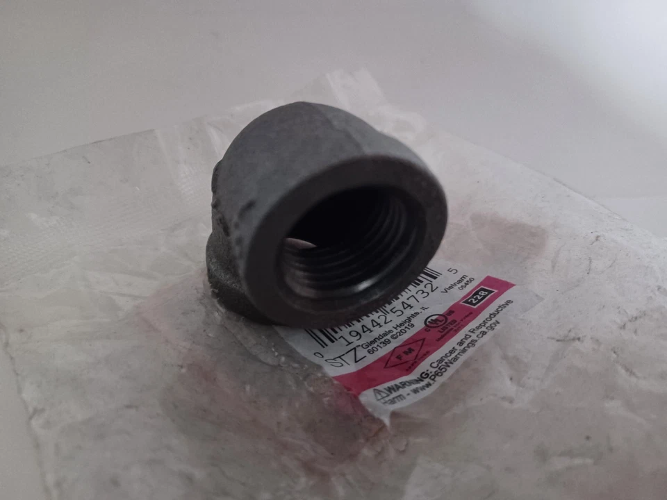 STZ Industries 1/2 pulgada. FIP cada T X 1/2 pulgada. Codo de 90 grados de hierro negro D FIP Foto 3 de 4