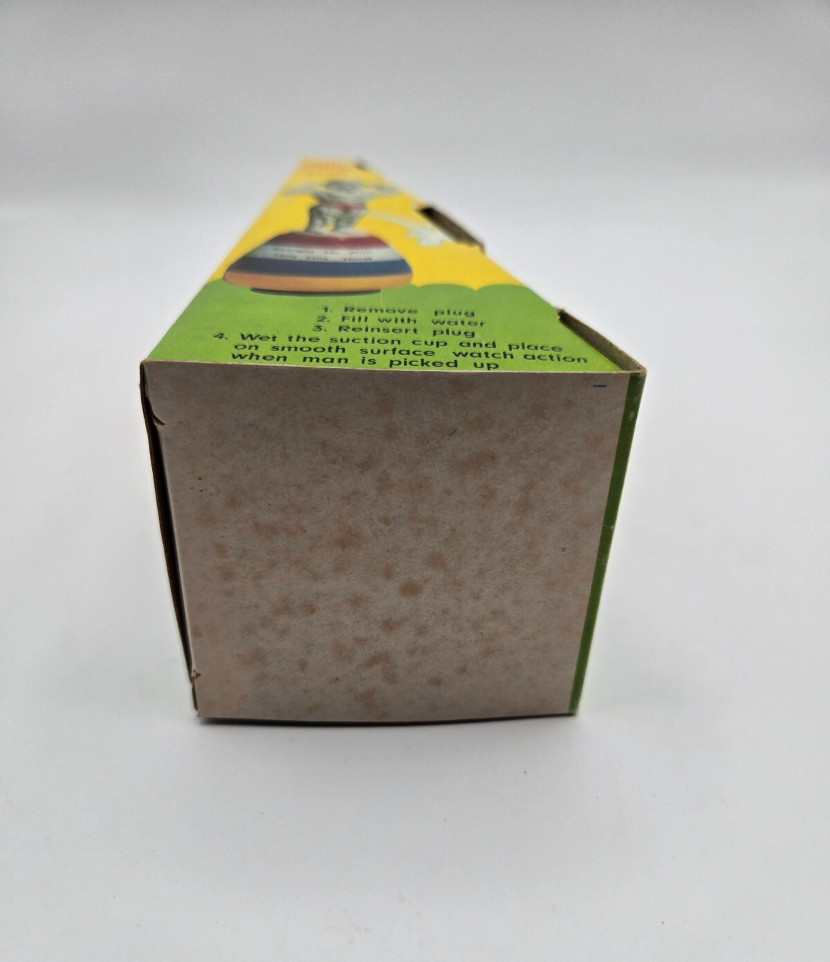 Squirt Peeing Strong Man Novelty Joke Gag Gift with Original Box Hong Kong