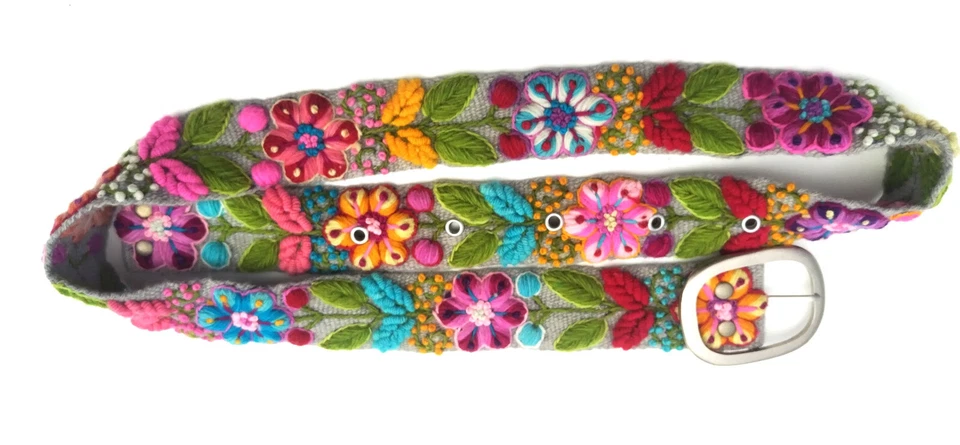 Maravilloso Cinturón Bordado Flores Perú, Rojo, Nuevo Foto 3 de 4