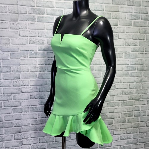 Vestido Likely Mujer 0 Pistacho Verde Sheila Asimétrico Mini Volantes Fiesta - Imagen 4 de 7