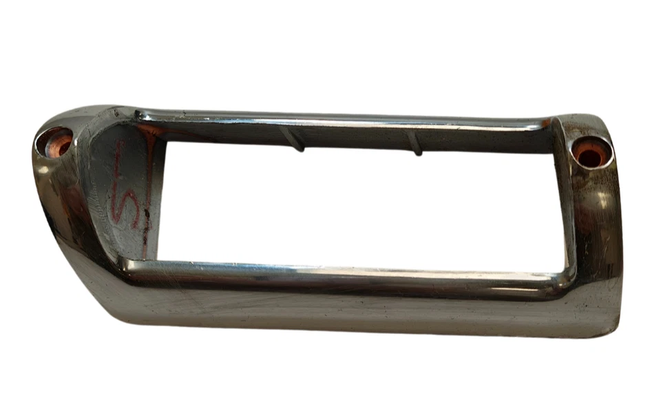 1951-1952 DeSoto S-15 lado izquierdo del conductor lámpara de estacionamiento bisel de luz 1345986 nuevo de stock Foto 2 de 4