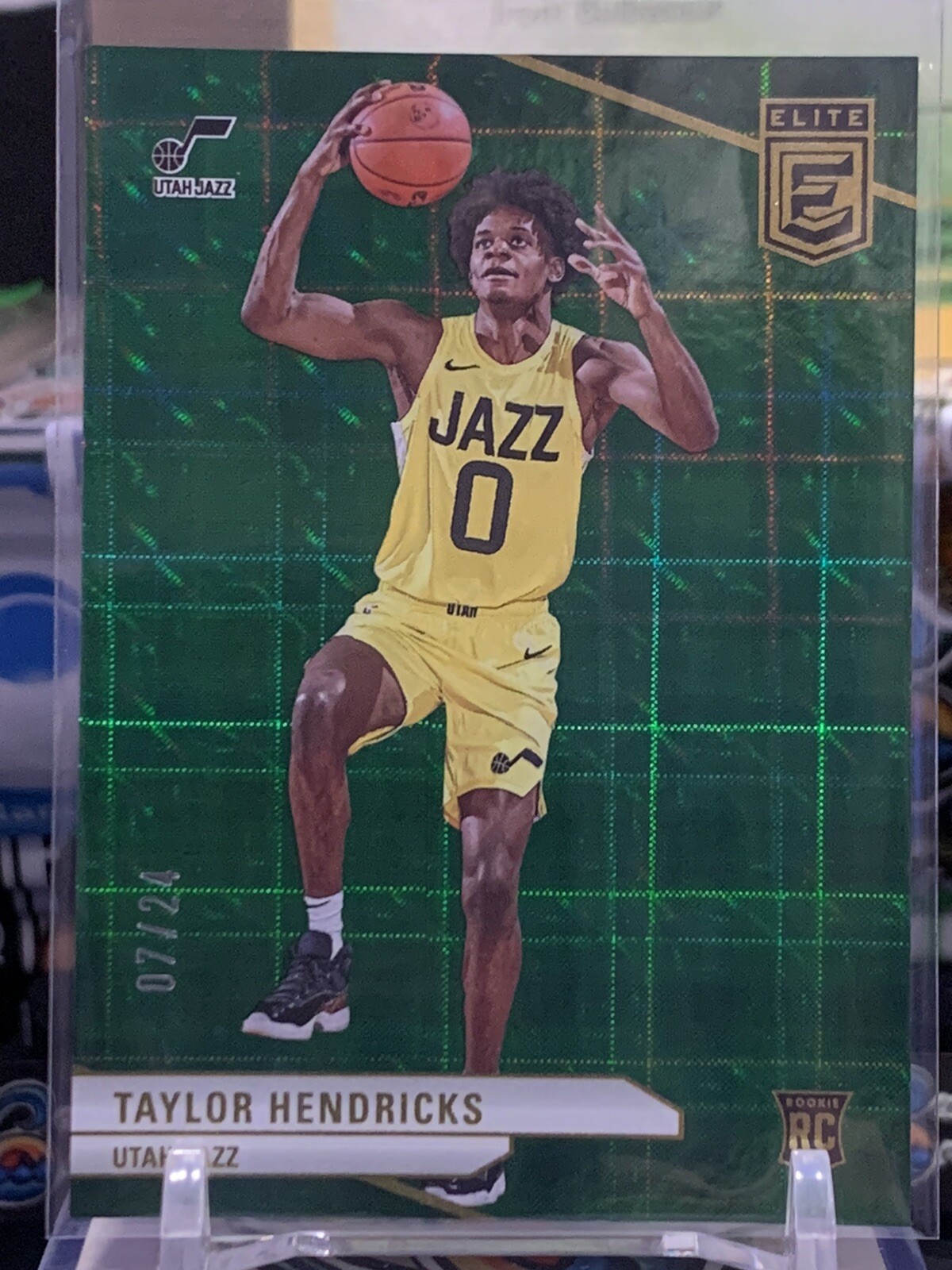 2023-24 Donruss Elite Taylor Hendricks #216 RC International Hyper Green /24 TZ