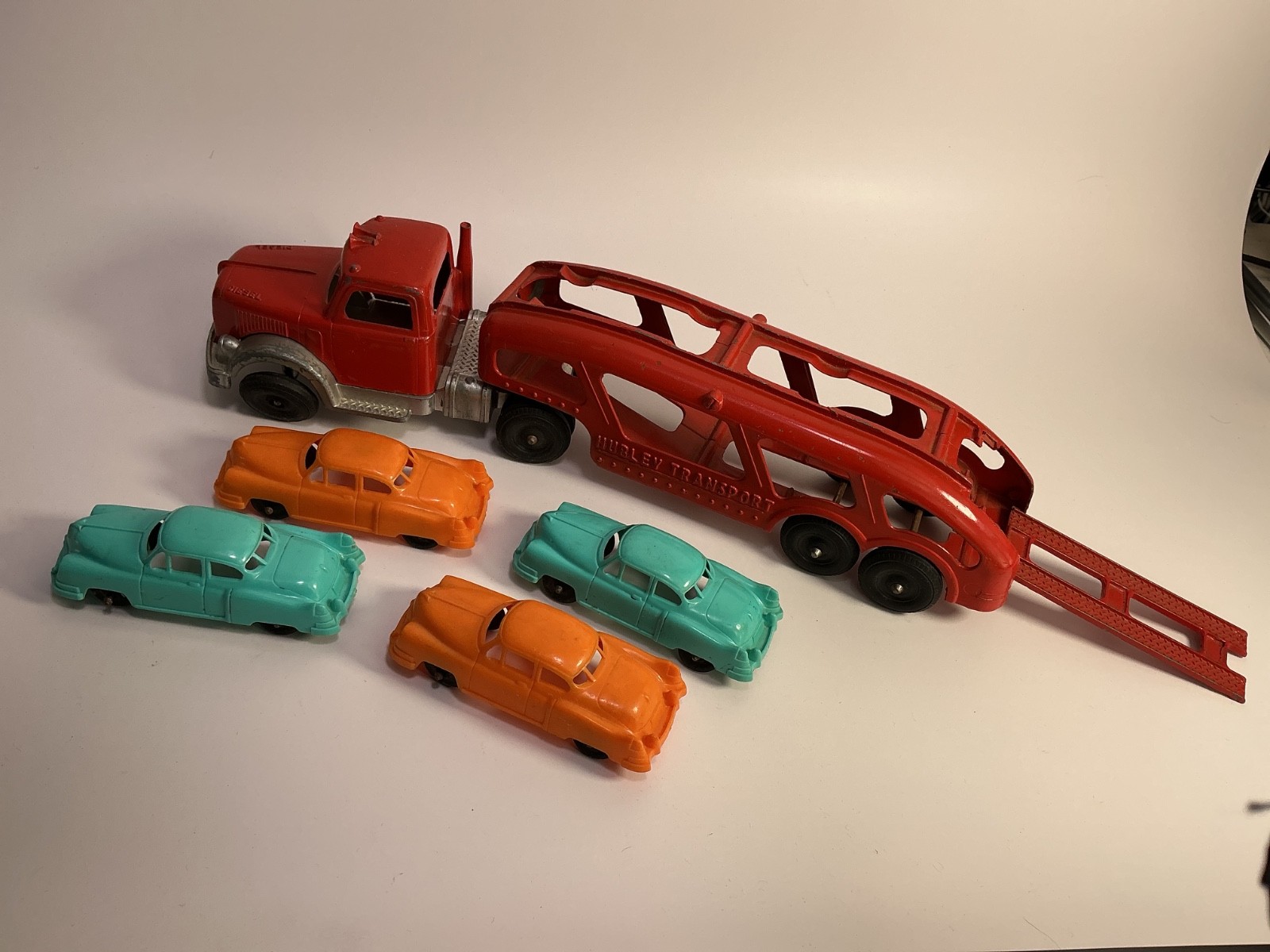 Vintage Hubley Kiddie Red Metal Comp Transport Diesel Truck, Trailer, Ramp, Cars