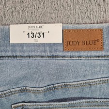 NEW Judy Blue Jeans Womens Size 13 31 Mid Rise Skinny Fit Light Wash Denim Pants