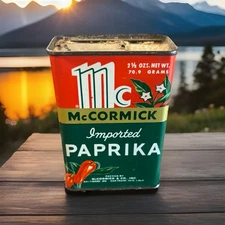 McCormick Paprika  2 1/2 oz  spice tin Vintage