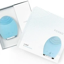 NEW in Box FOREO Luna Facial Cleansing  Anti-Aging Device Combination Skin