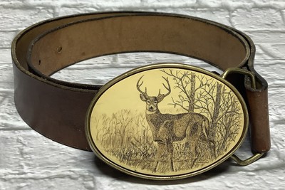 1983 Barlow Solid Brass Belt Buckle White Tail Buck Hunting  display picture 1