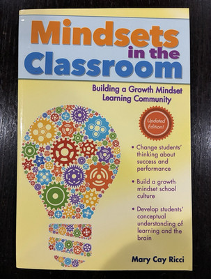 Mary Cay Ricci Mindsets in the Classroom Growth Mindset Updated Paperback
